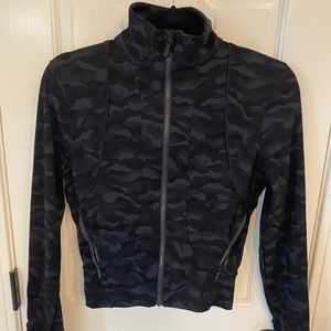 Lululemon full freedom jacket sequoia camo black